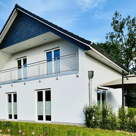 Holiday home Seeglueck 2 Am Tollensesee