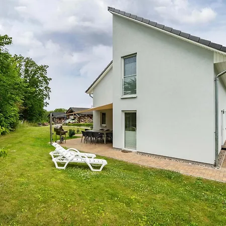 Seeglueck 2 Am Tollensesee Tatil Evi Groß Nemerow